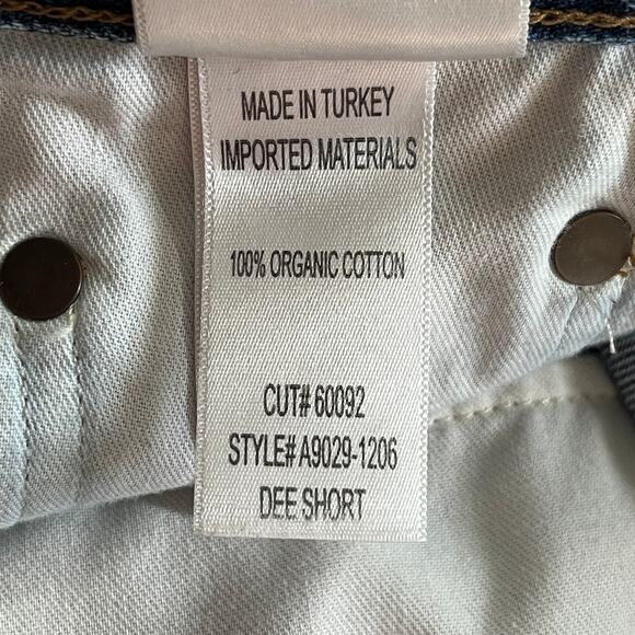 AGOLDE Dee Shorts Size 27 High Rise Distressed Denim 100% Organic Cotton - Picture 5 of 5